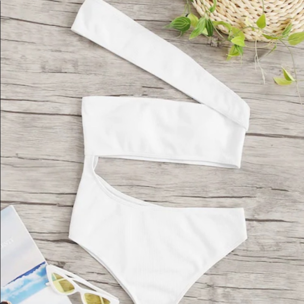 One shoulder bandage Swimsuit